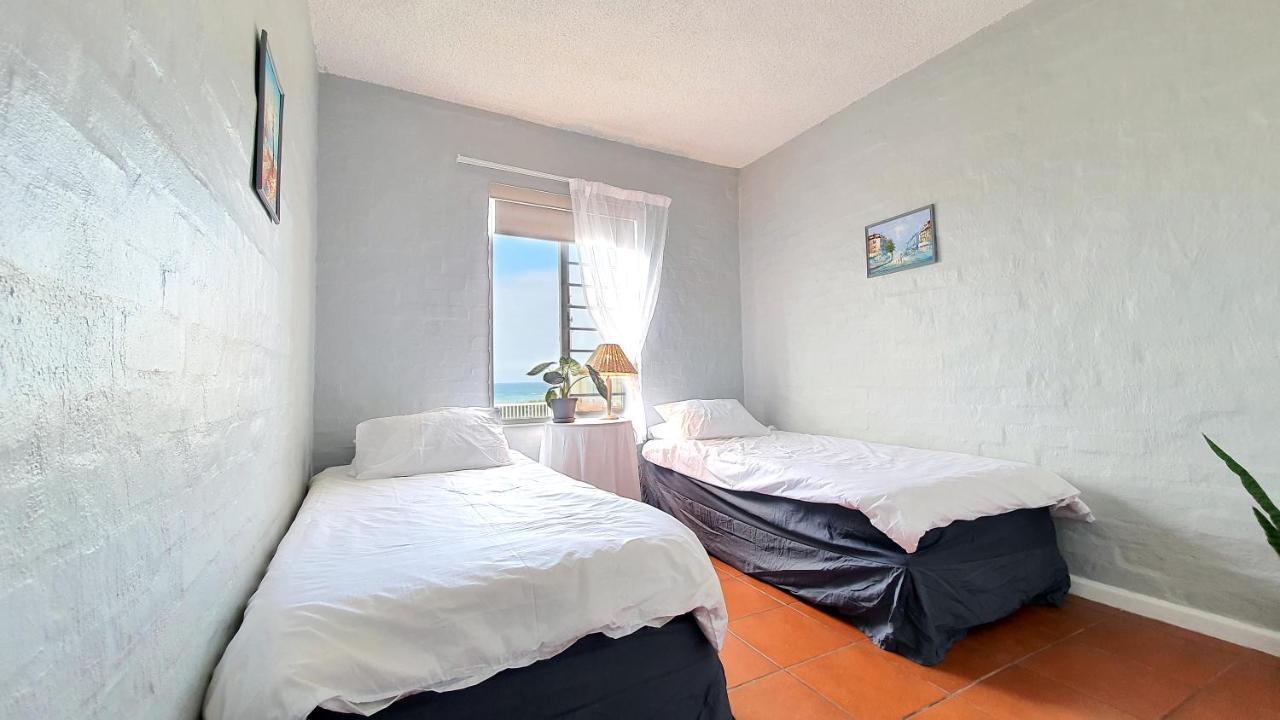 Family Beach Escape: Fully-Equipped 6 Sleeper Apartment Jeffreys Bay Dış mekan fotoğraf